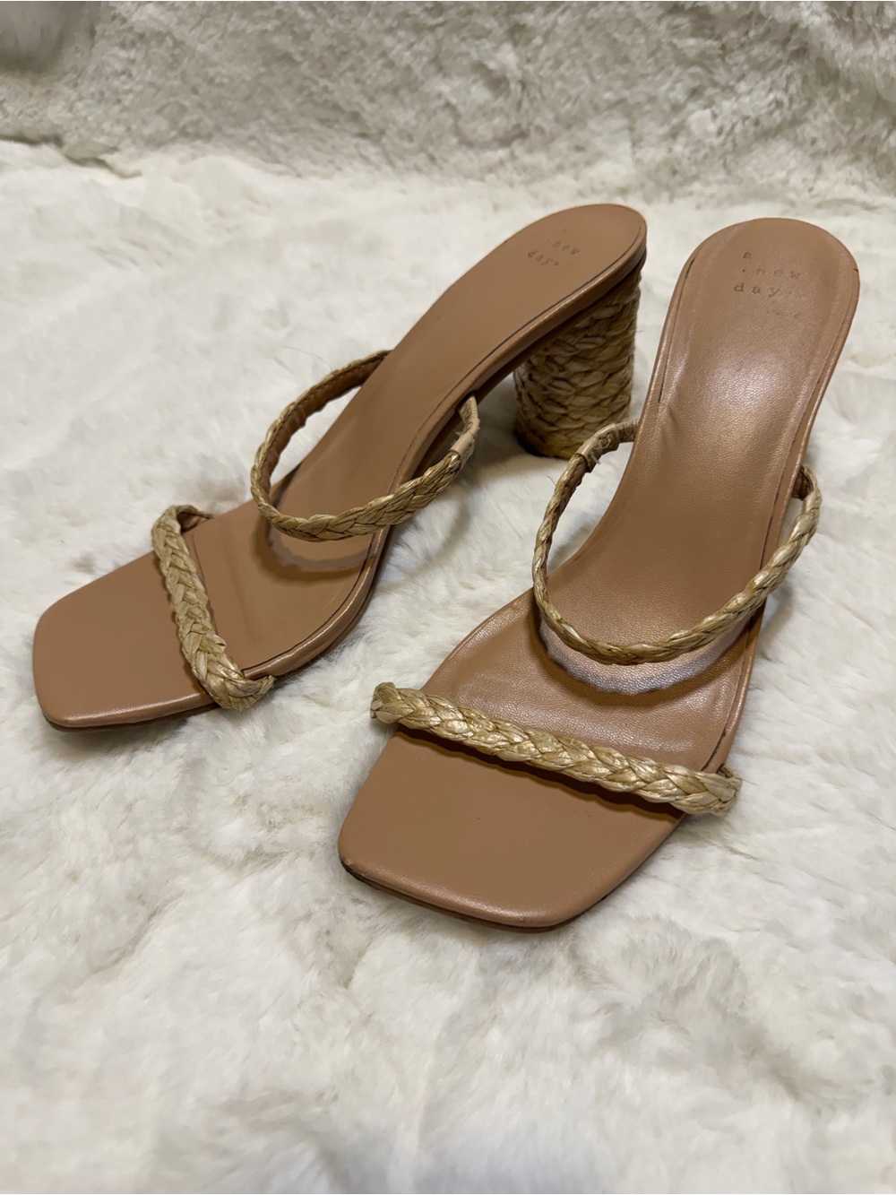 A New Day Raffia Heel - Picture 2 of 5